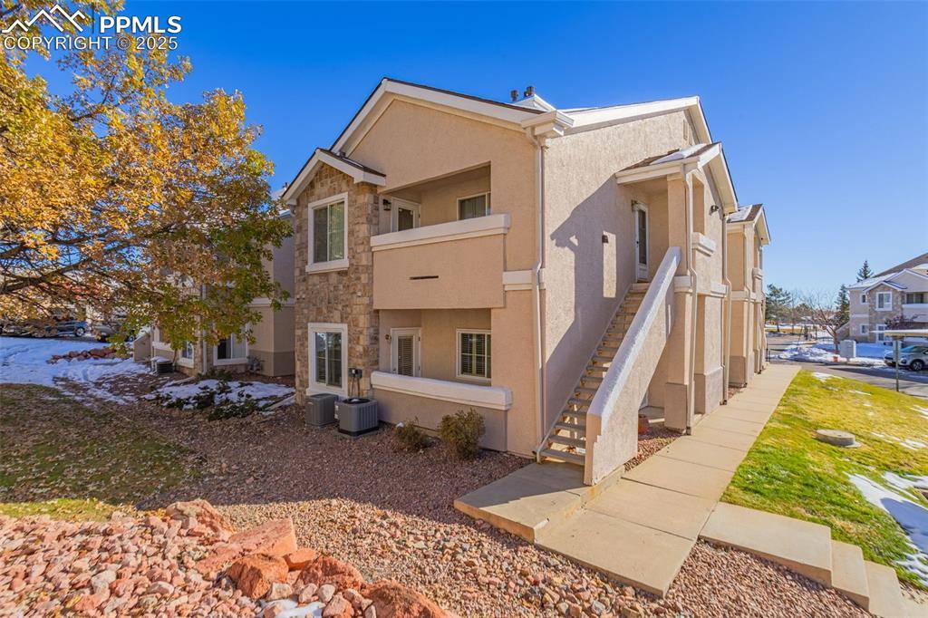 Colorado Springs, CO 80906,3735 Strawberry Field GRV #B