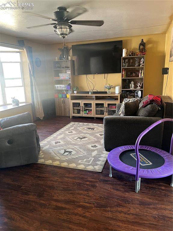 Pueblo, CO 81001,66 Louis Nelson RD