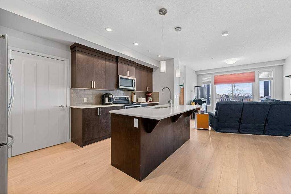 Calgary, AB T2Z 5E5,6603 New Brighton AVE Southeast #208