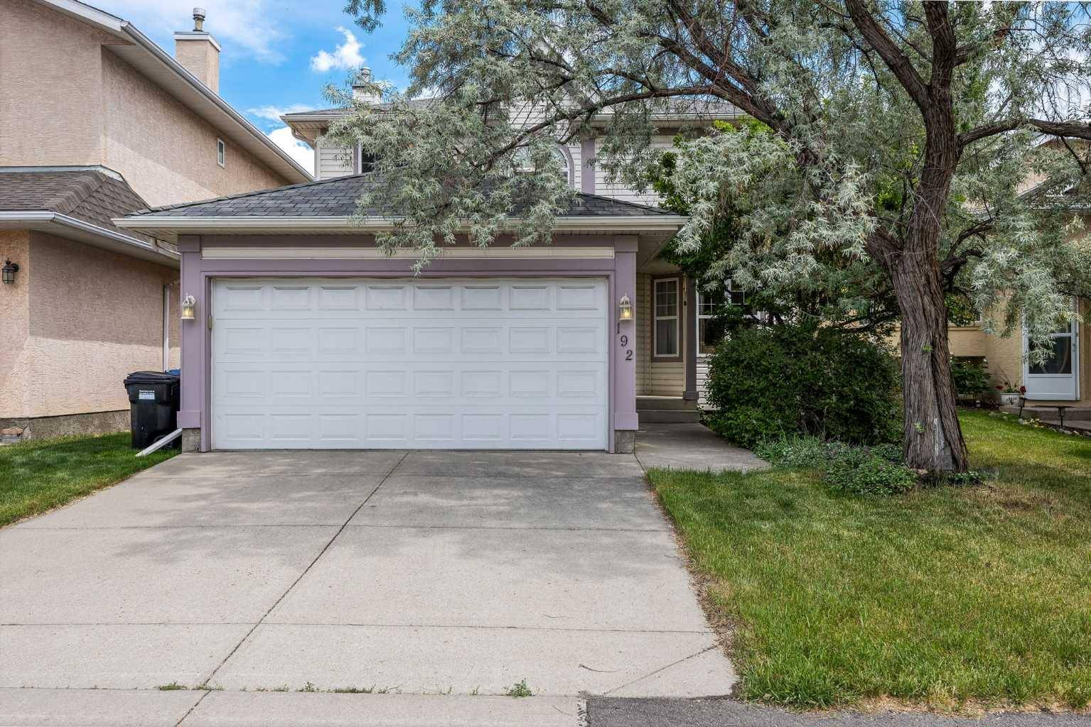 192 Douglas Ridge GN Southeast, Calgary, AB T2Z 2T4