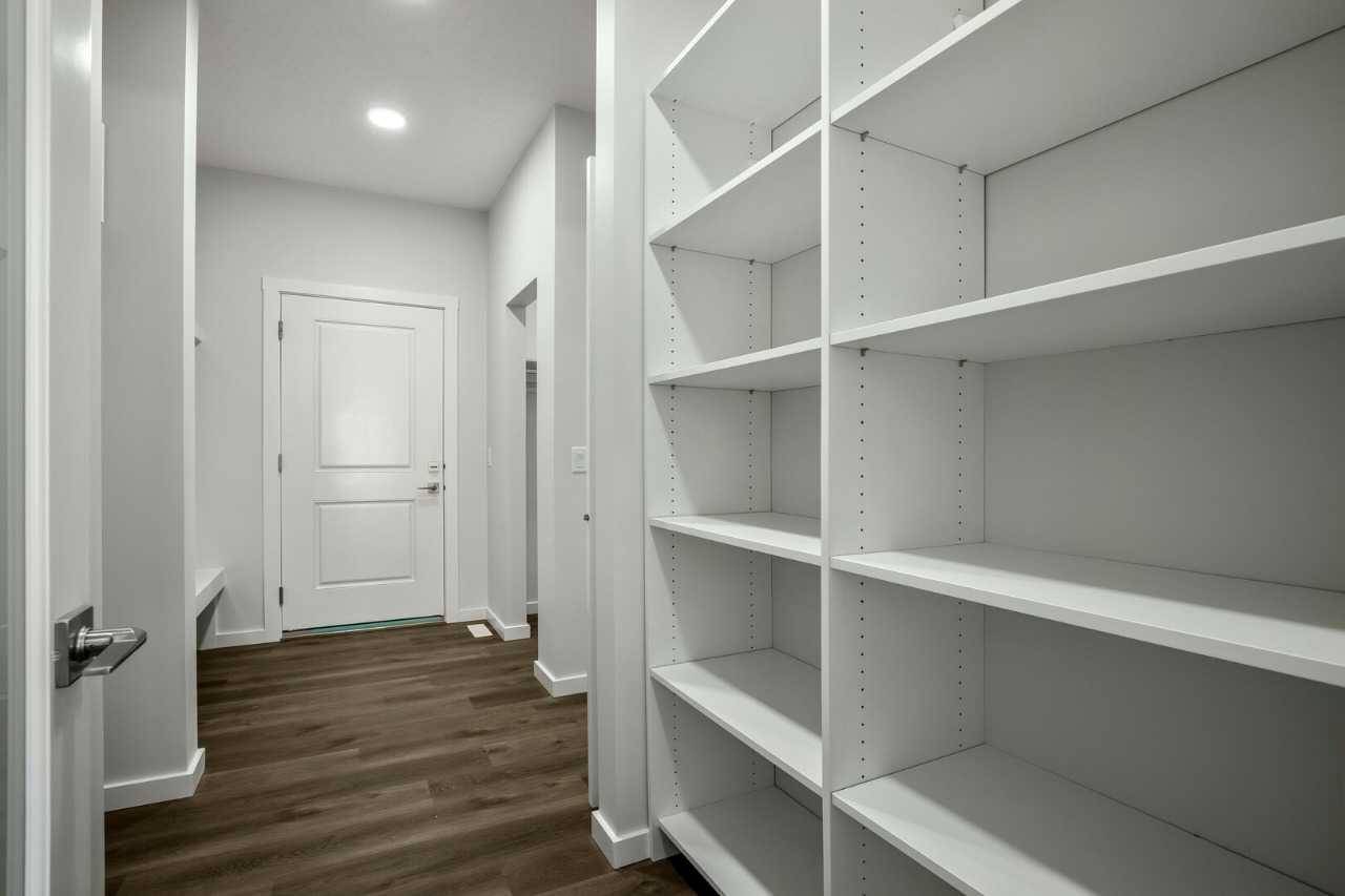 Calgary, AB T3S 0R8,34 Heartwood Villas Southeast