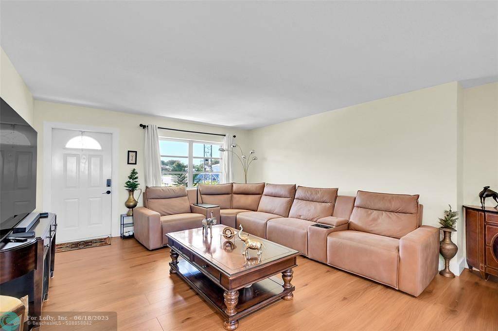 Tamarac, FL 33321,7005 NW 73rd St