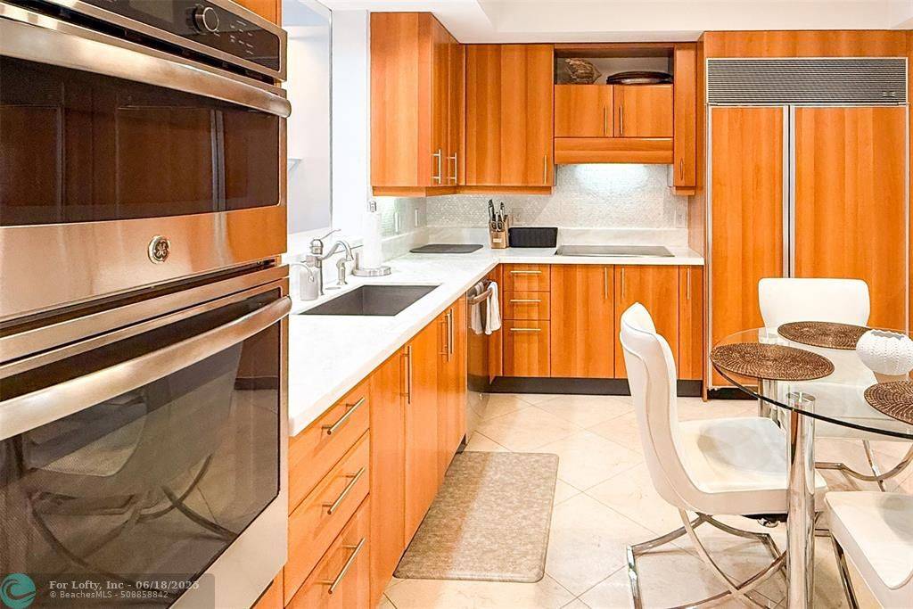 Fort Lauderdale, FL 33305,2110 N Ocean Blvd  #15A