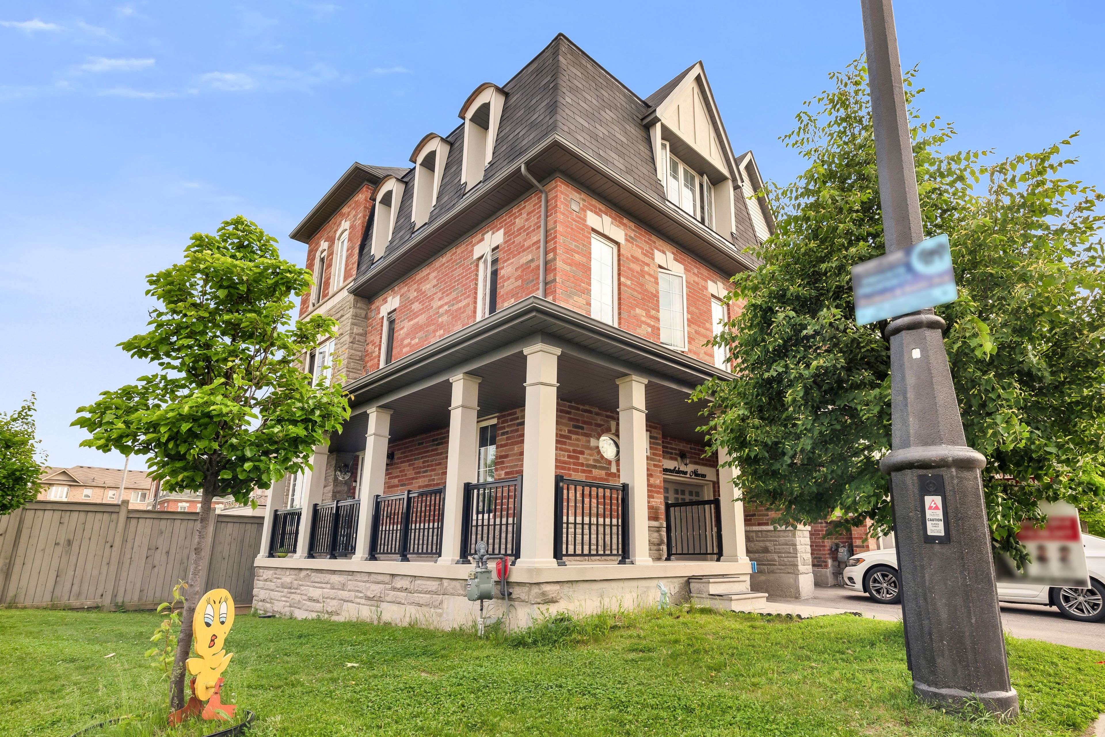Brampton, ON L6Z 0J2,21 Rabbit Run WAY