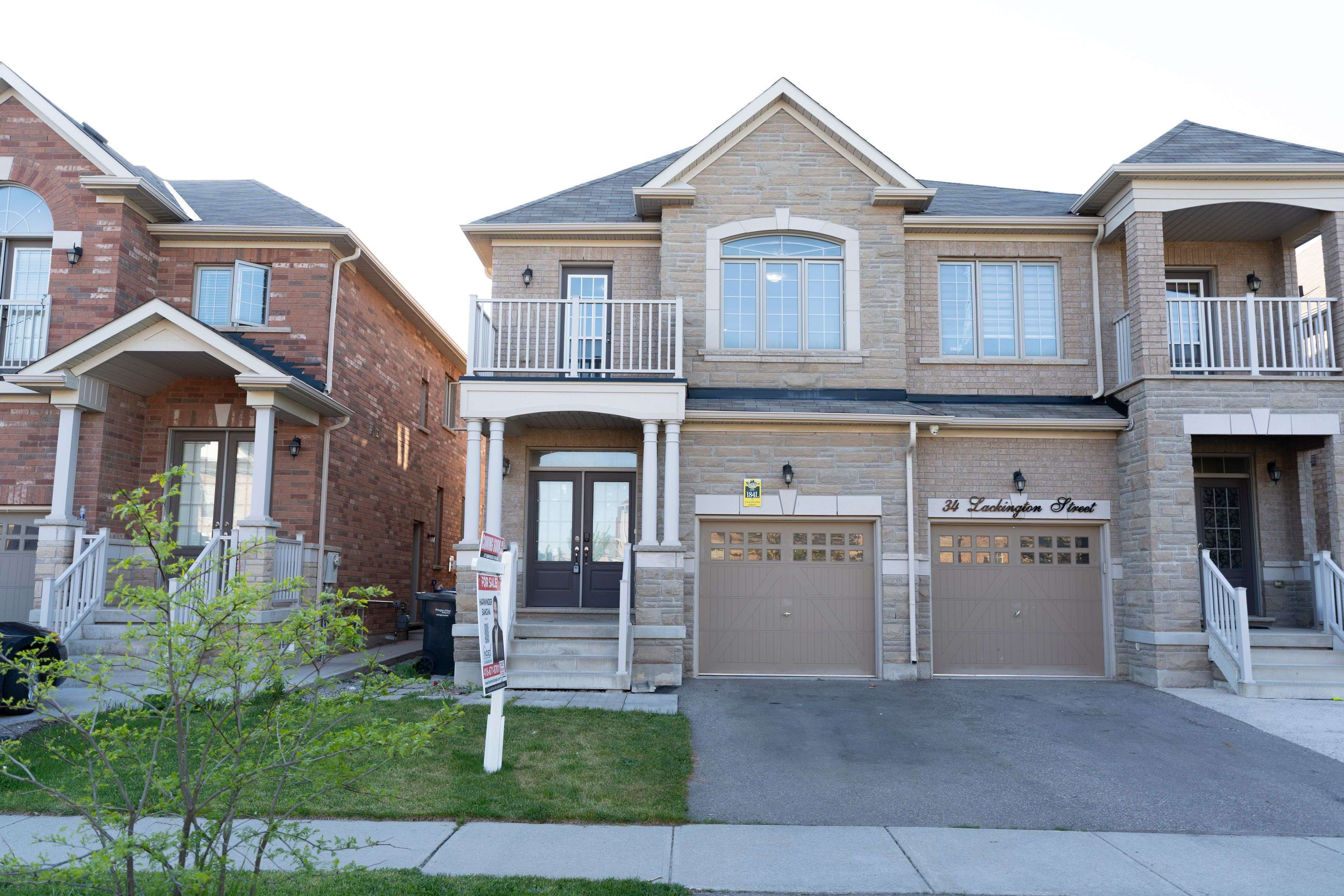Brampton, ON L6X 5P1,32 Lackington ST