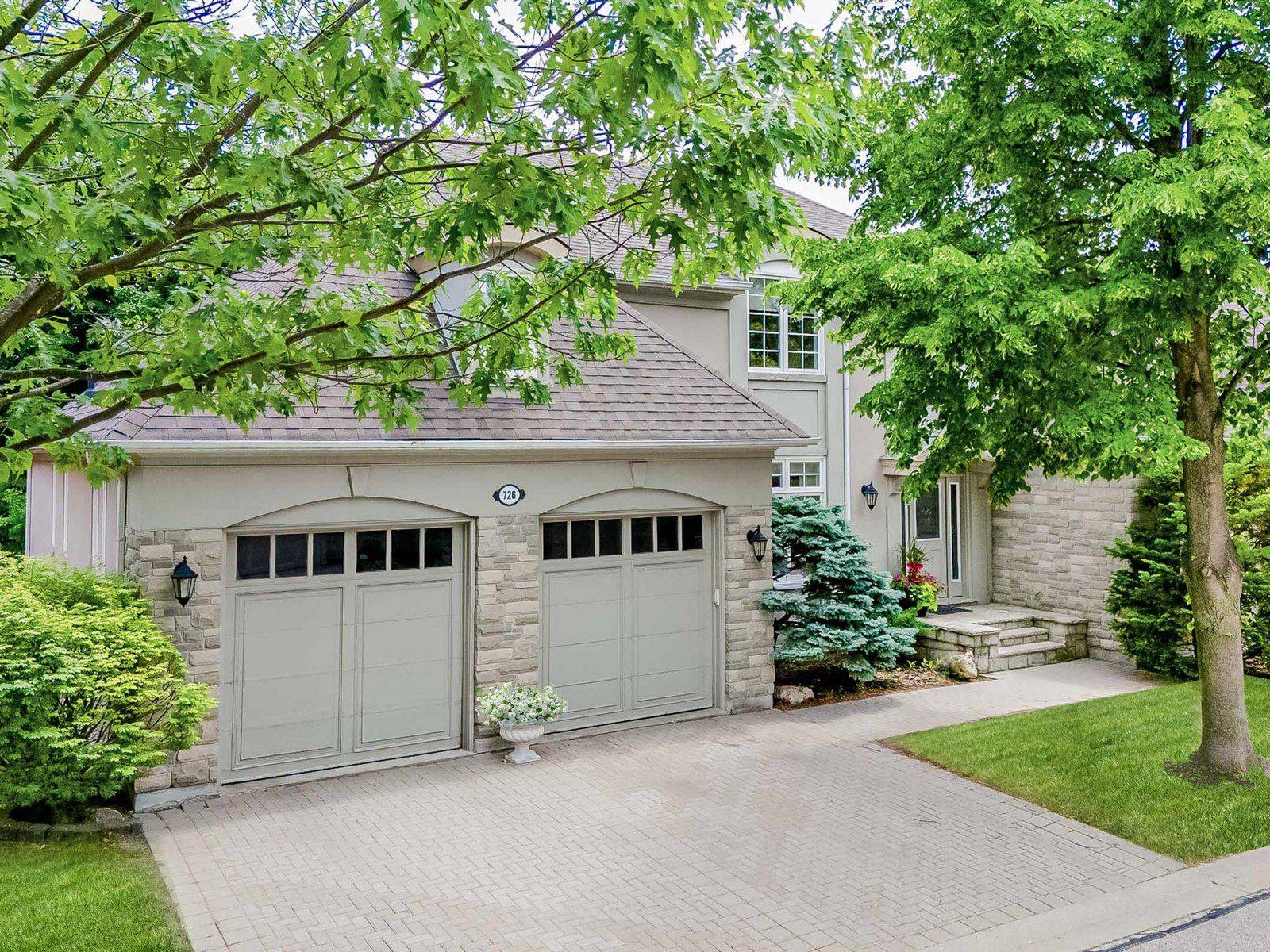 Mississauga, ON L5H 4L2,726 Hidden Grove LN