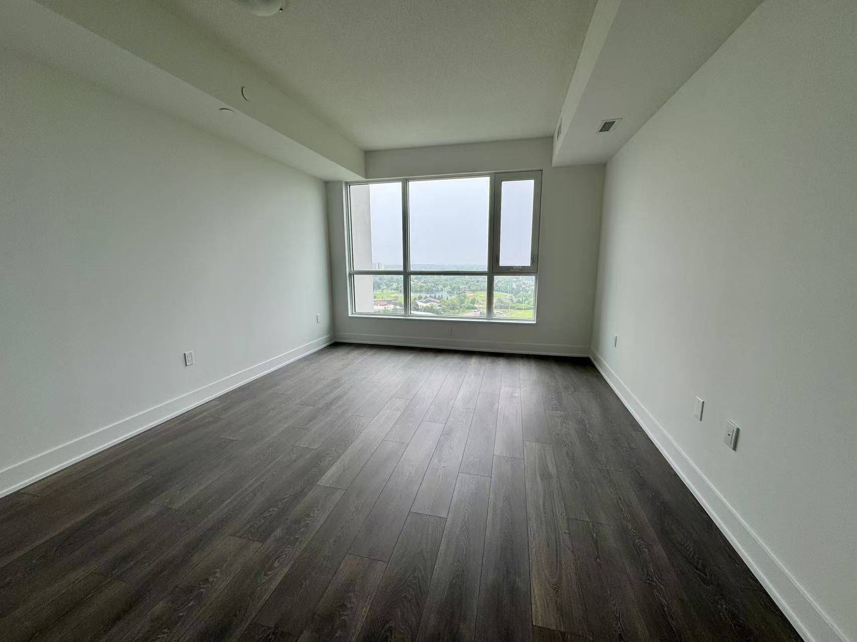 Mississauga, ON L4Y 3N5,204 Burnhamthorpe RD E #1802E