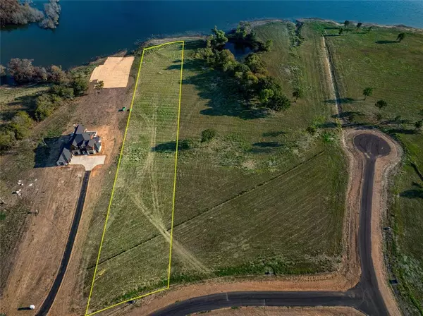 Honey Grove, TX 75446,240 Cove Side Court