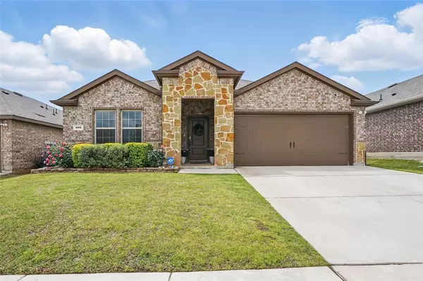 908 Euston Street, Denton, TX 76209