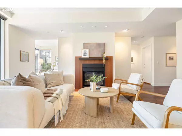 Portland, OR 97239,3570 S RIVER PKWY #513