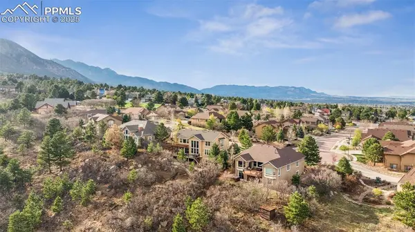 Colorado Springs, CO 80906,380 Lowick DR