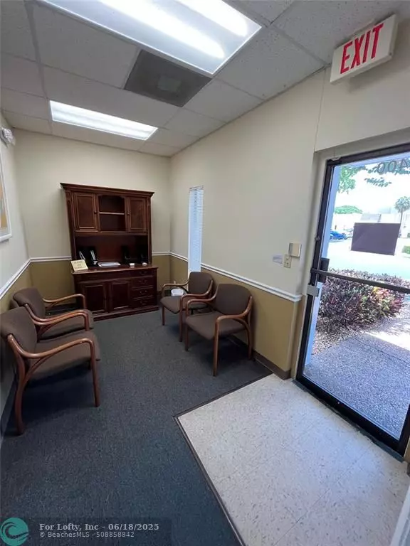 Fort Lauderdale, FL 33309,1001 NW 62nd St #400A
