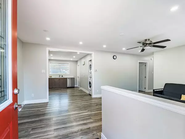 Halton Hills, ON L7G 4L5,12 Gower CT