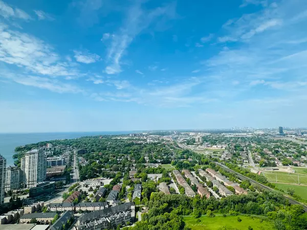 Toronto W06, ON M8V 0H9,10 Park Lawn RD #4204