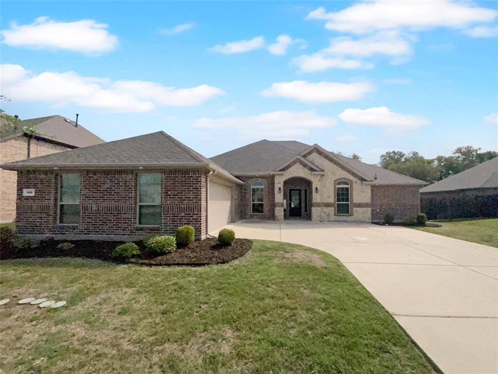 208 Rutherford Avenue,  Wylie,  TX 75098