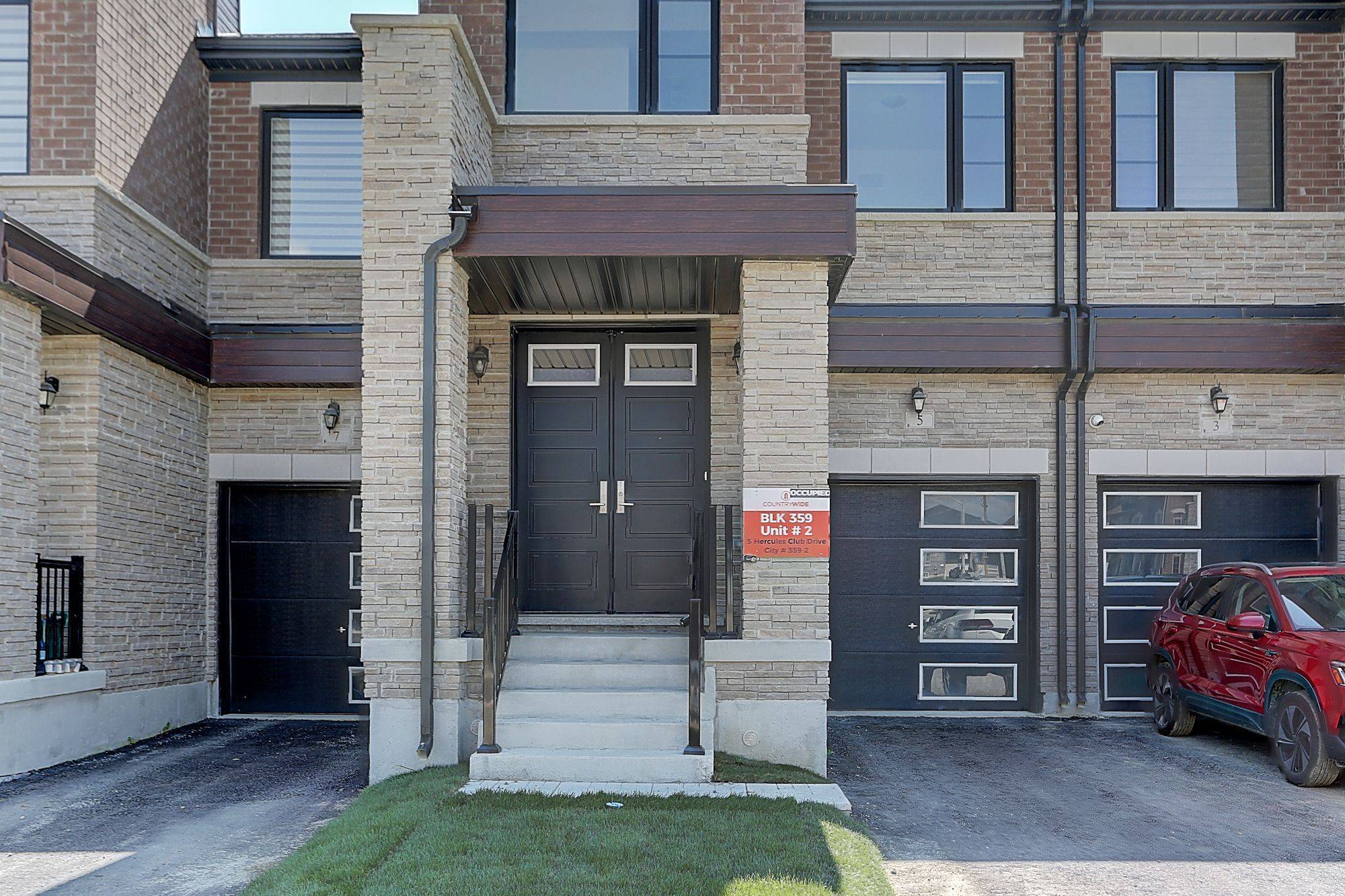 Richmond Hill, ON L4E 1K6,5 hercules club DR