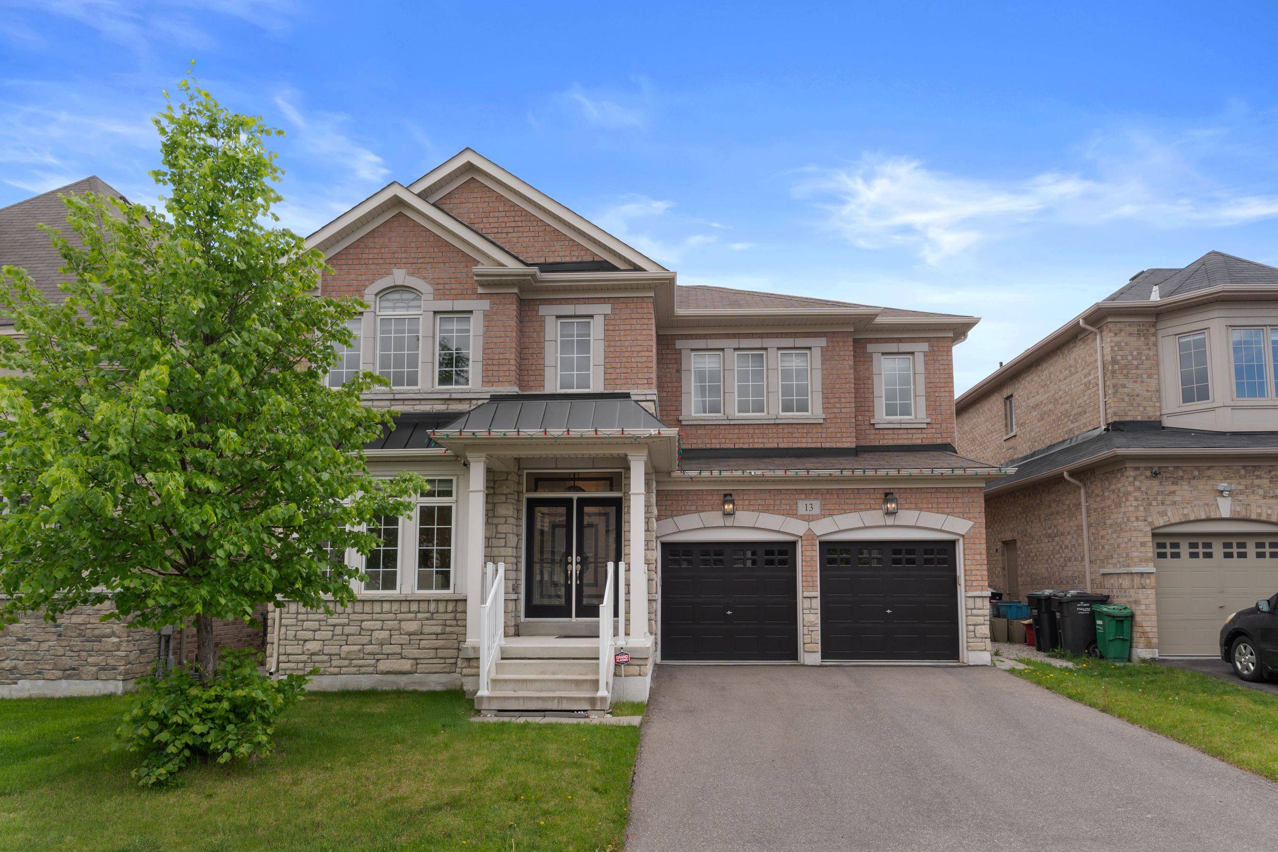 Brampton, ON L6P 4E5,13 Venue RD