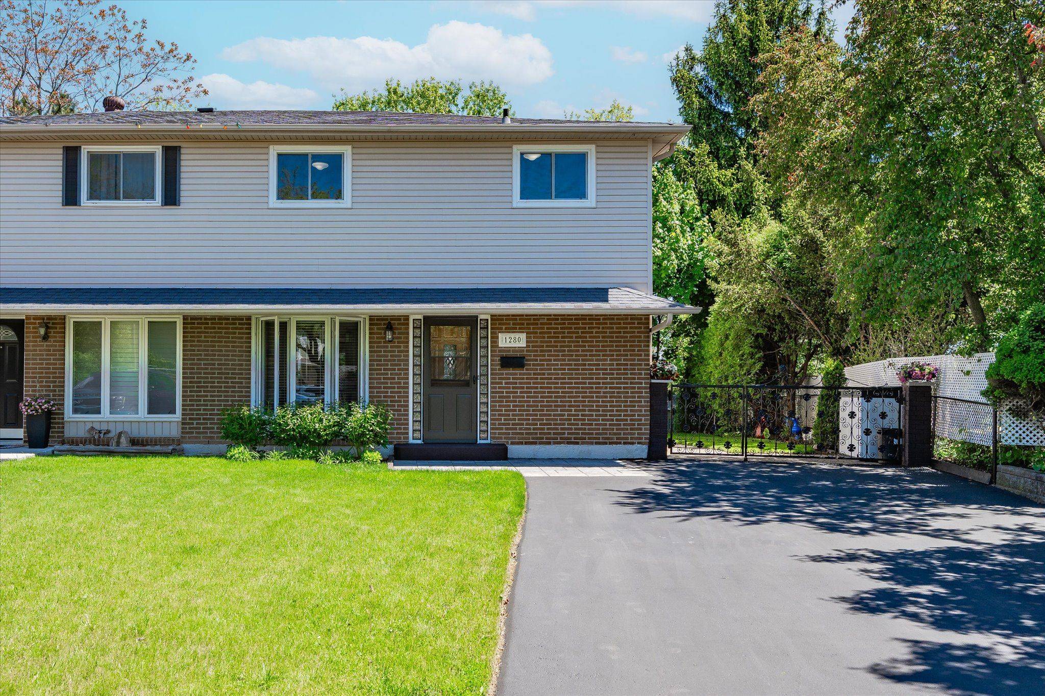 1280 Consort CRES, Burlington, ON L7M 1J7