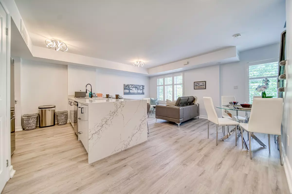 Toronto W02, ON M6H 0B7,11 Foundry AVE #235