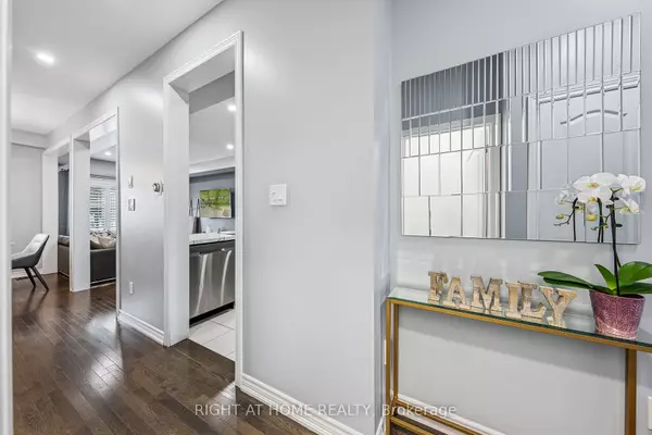 Barrie, ON L4N 9C2,453 Mapleton AVE