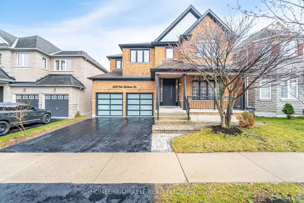 3278 Paul Henderson DR, Mississauga, ON L5M 0H3