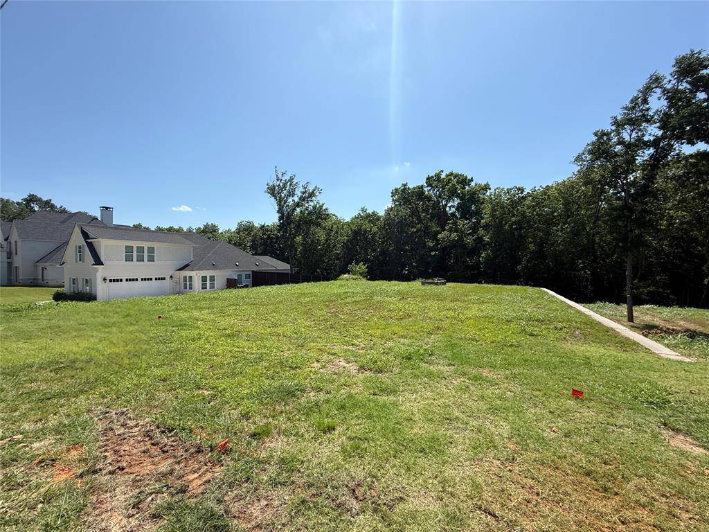 Denison, TX 75020,901 Waterloo Lake Drive