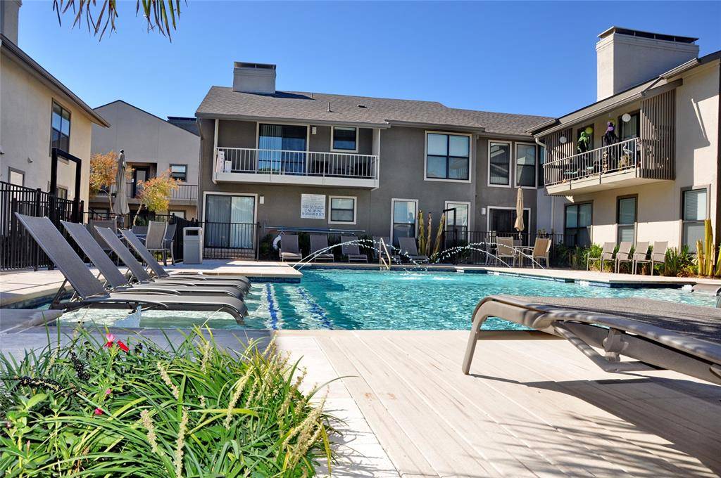 Dallas, TX 75206,5909 Birchbrook Drive #210