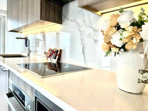 3 Concord Cityplace WAY #1803, Toronto C01, ON M5V 0X4