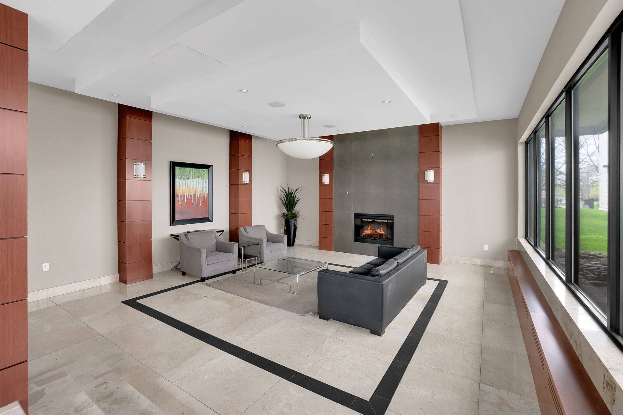 Toronto W04, ON M6B 1K1,360 Ridelle AVE #2101