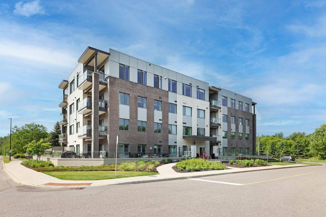 Kanata, ON K2A 1H1,280 Herzberg RD #Unit 308