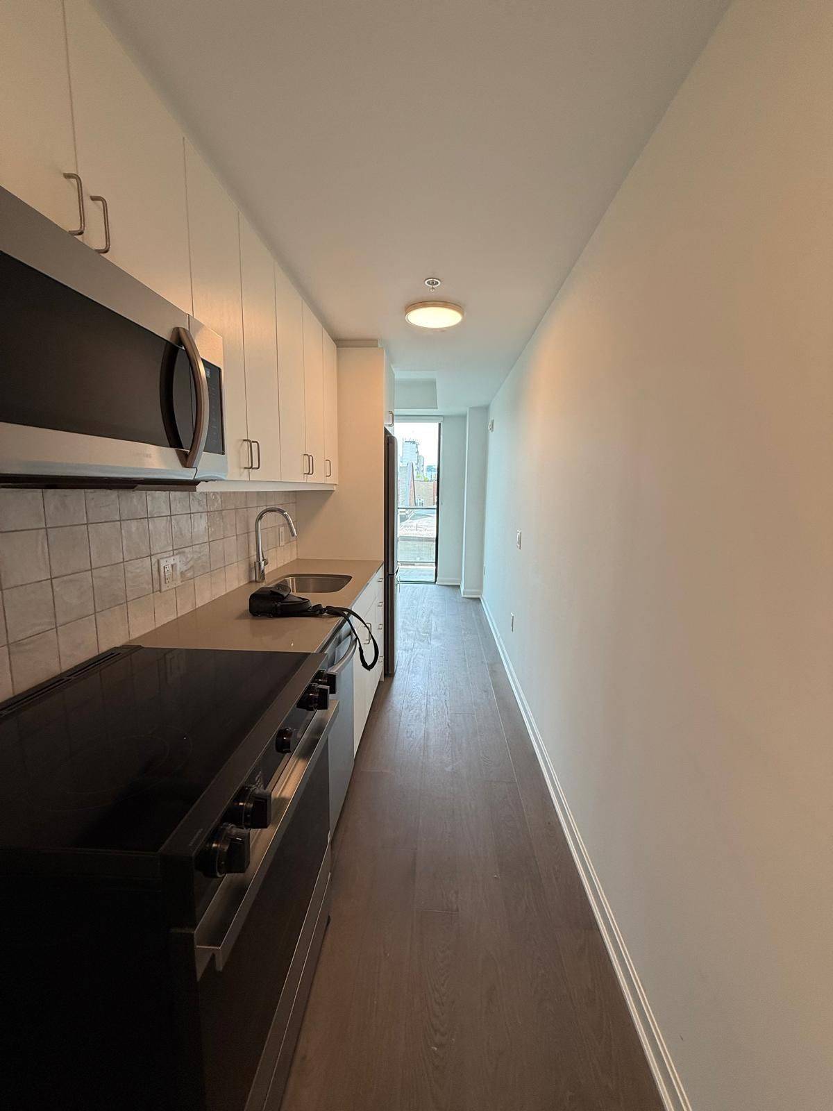 Kingston, ON K7L 1B3,223 Princess ST #417