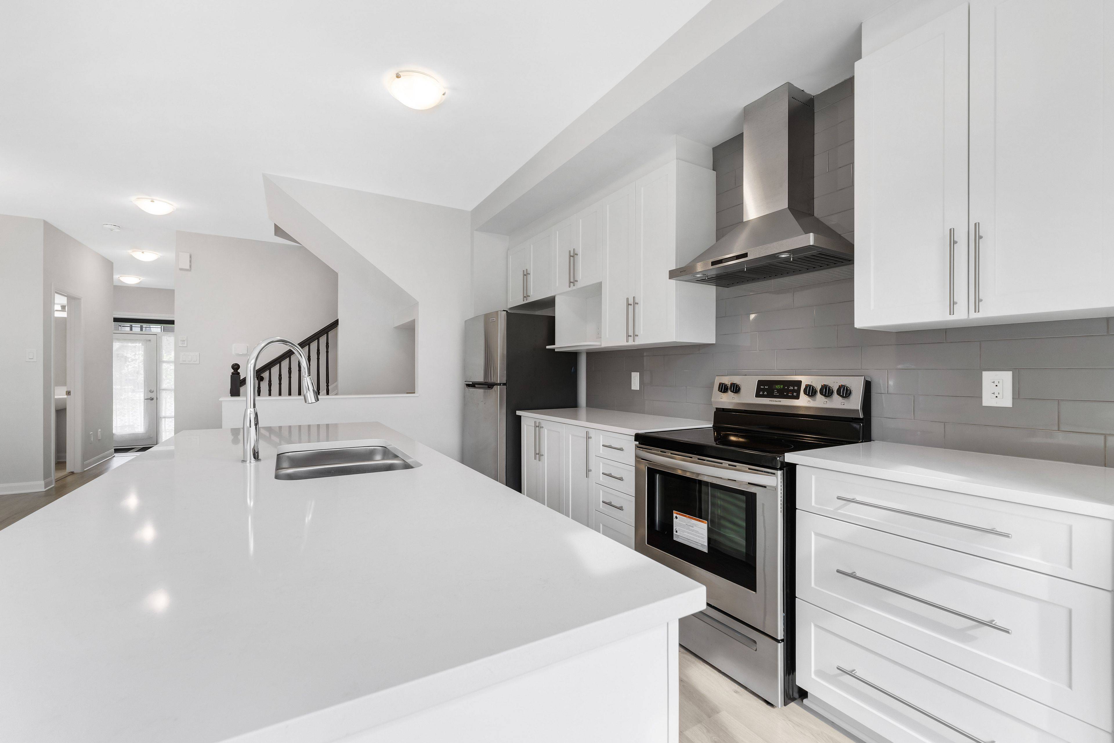 Orleans - Cumberland And Area, ON K4A 5L4,828 DYNASTY ST