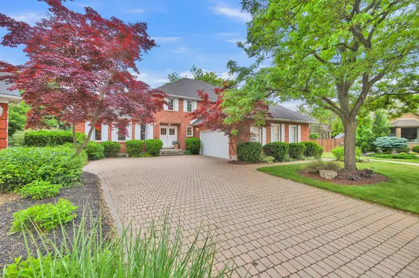 54 Burnt Ember CT, Kitchener, ON N2A 3X4