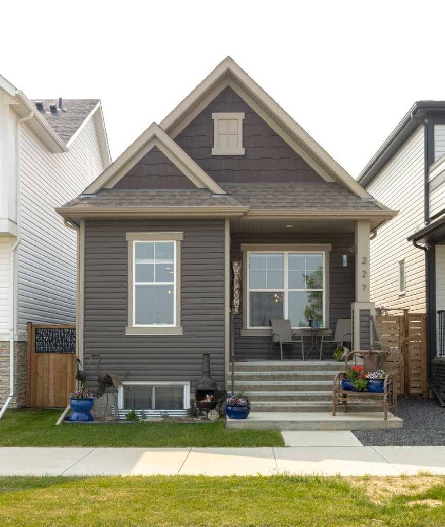 227 Union AVE Southeast, Calgary, AB T3M 3E9