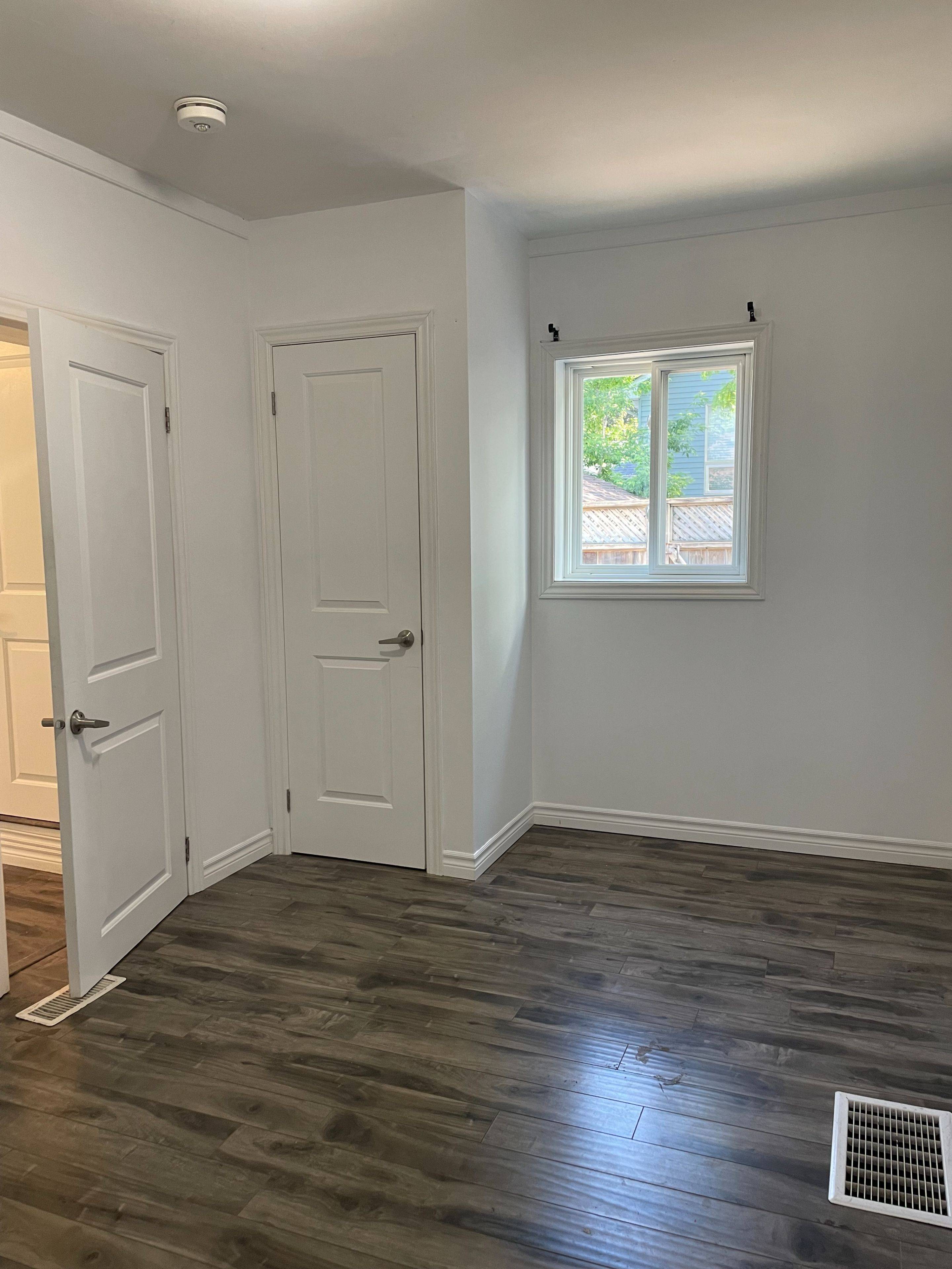 Barrie, ON L4N 2E4,165 Anne ST S