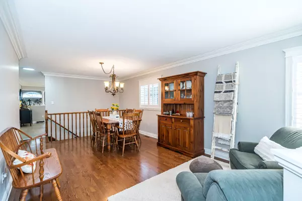 Whitby, ON L1P 1R5,99 Mackey DR