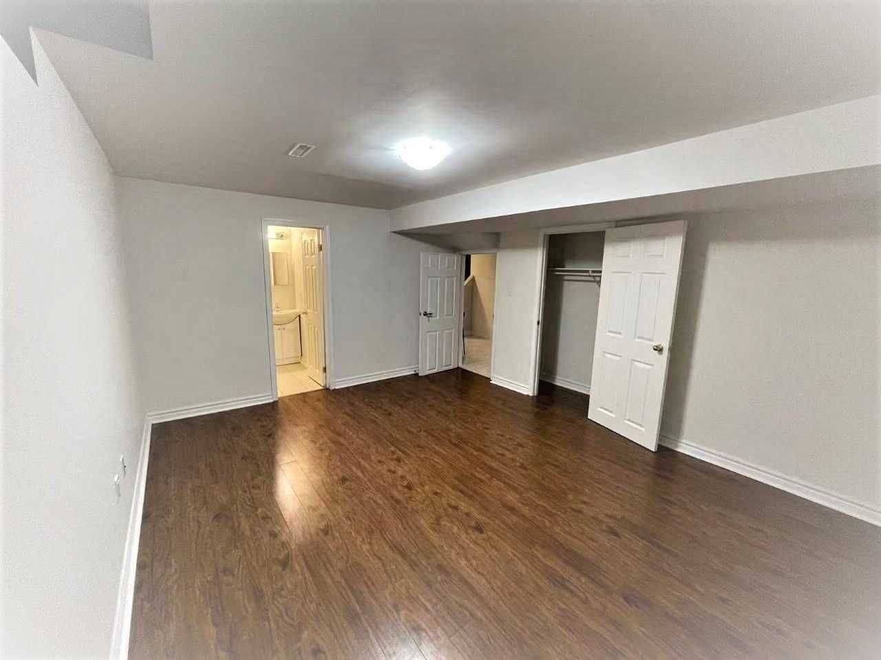 Markham, ON L3R 1J8,226 Helen AVE