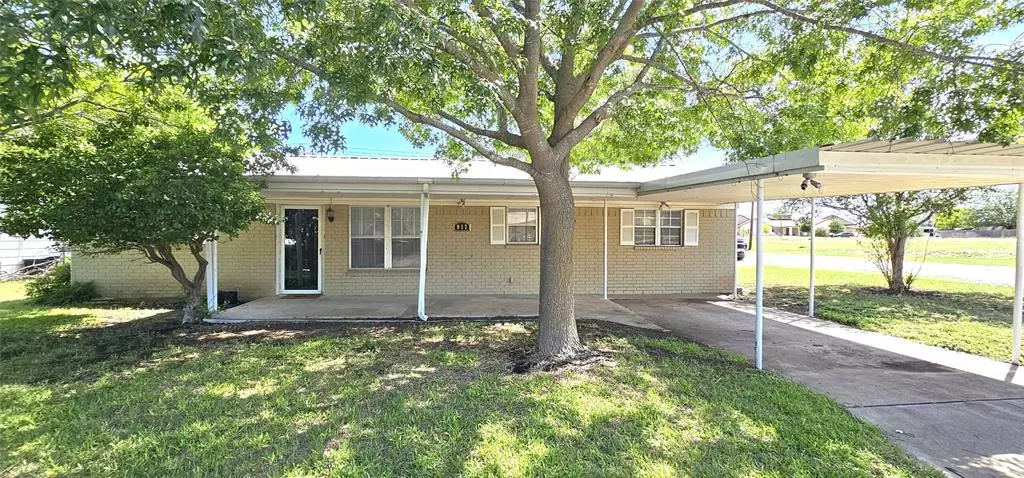 917 Bombay Street, Brady, TX 76825