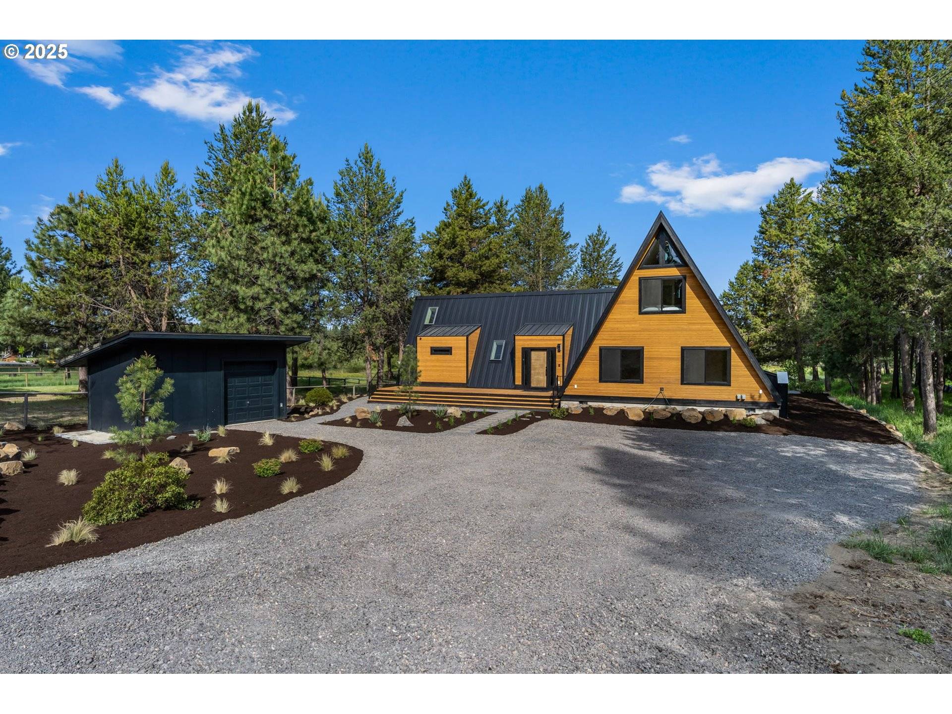 Bend, OR 97707,54665 SILVER FOX DR