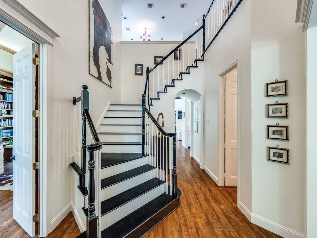 Dallas, TX 75220,4112 Edith Court
