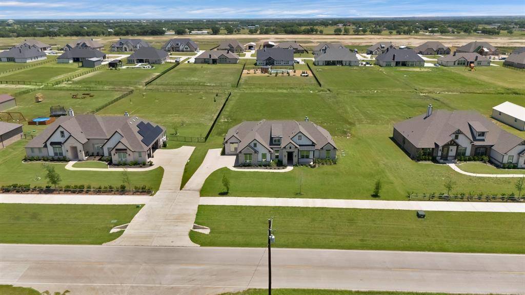 Justin, TX 76247,14908 S County Line Road