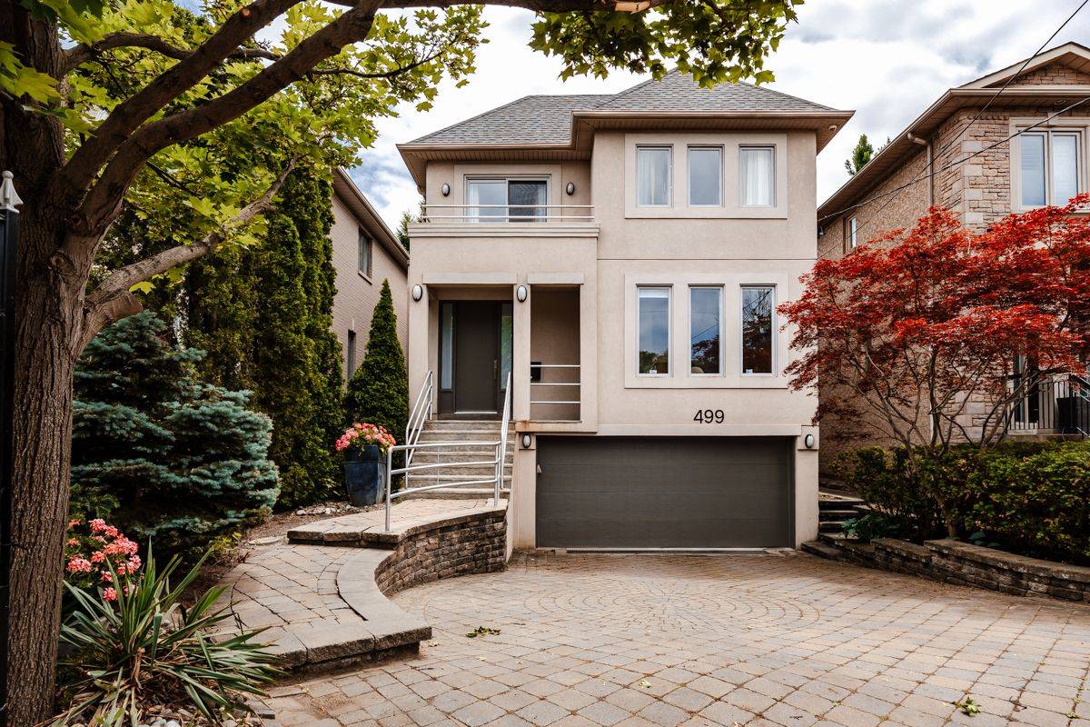 499 Melrose AVE, Toronto C04, ON M5M 2A1