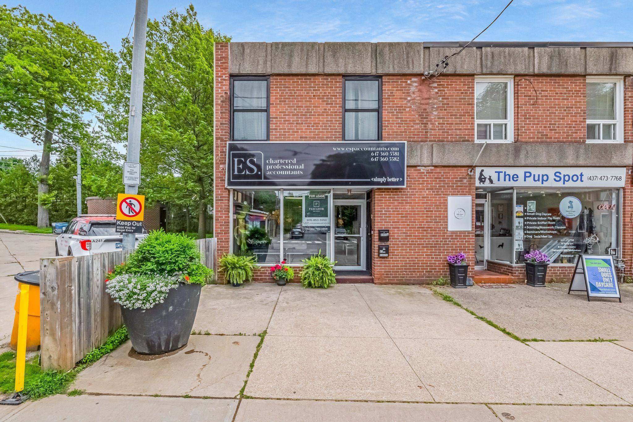 2495 Queen ST E, Toronto E02, ON M4E 1H9
