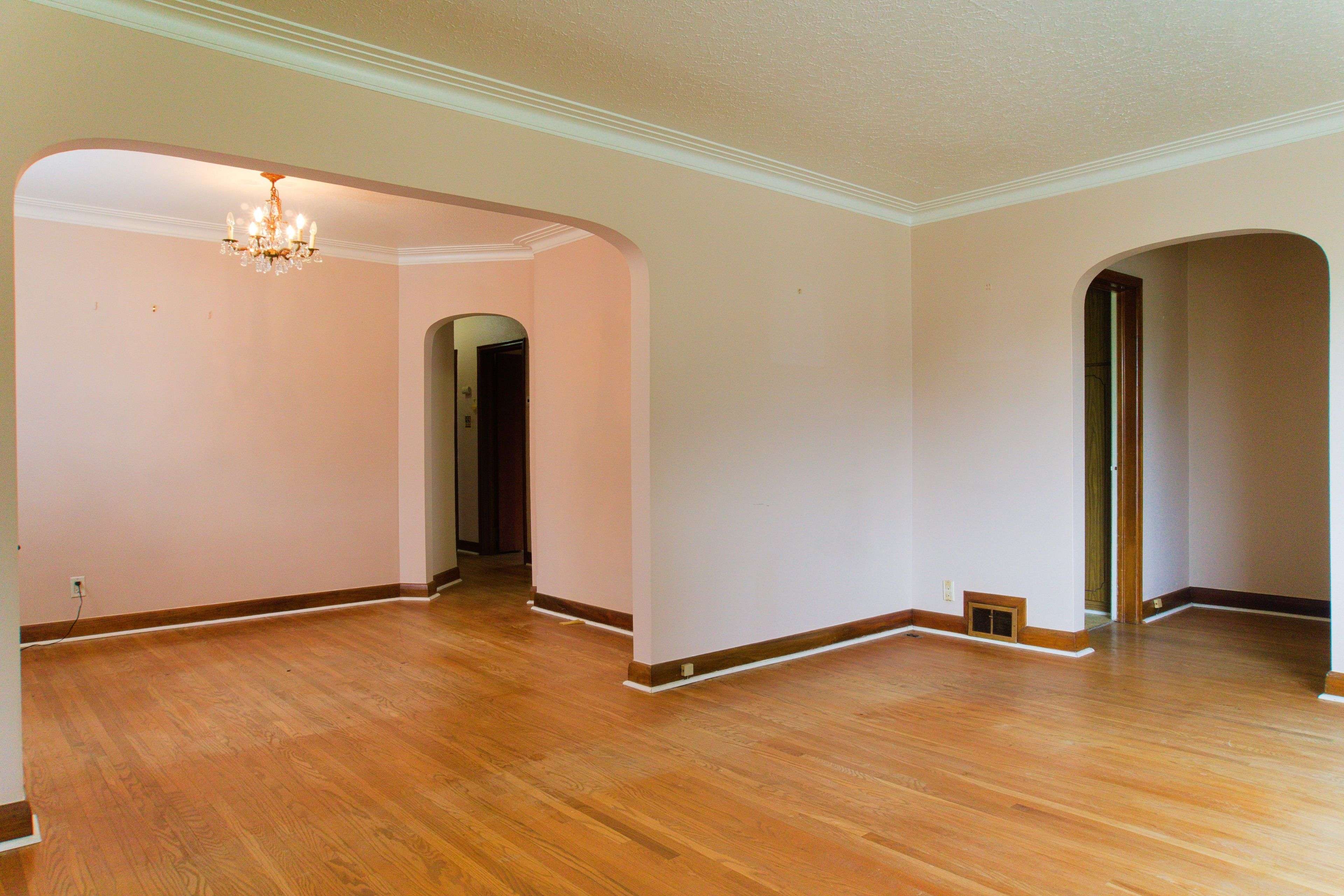 Toronto E04, ON M1R 1E9,14 Shandara CRES