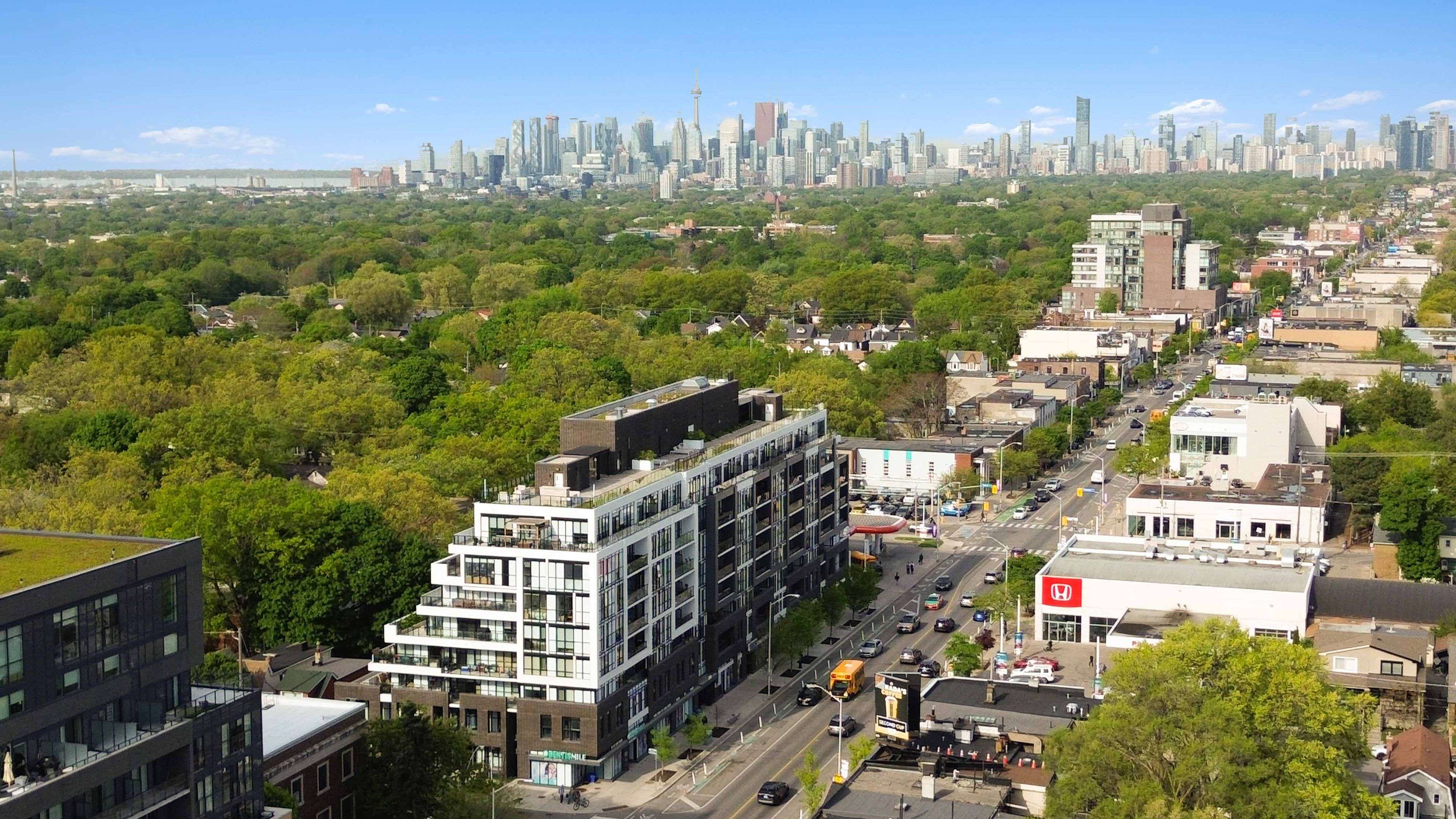 2301 Danforth AVE N #PH801, Toronto E02, ON M4C 0A7
