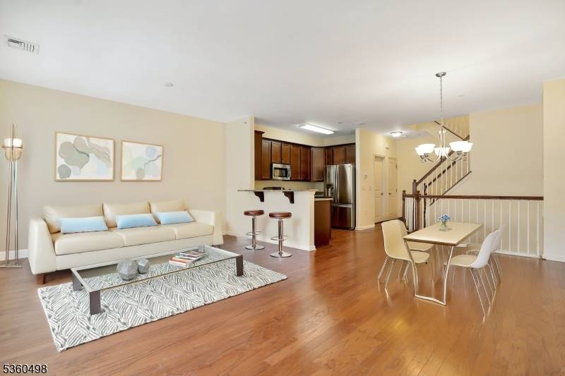 308 Rotando Way, Morris Plains Boro, NJ 07950