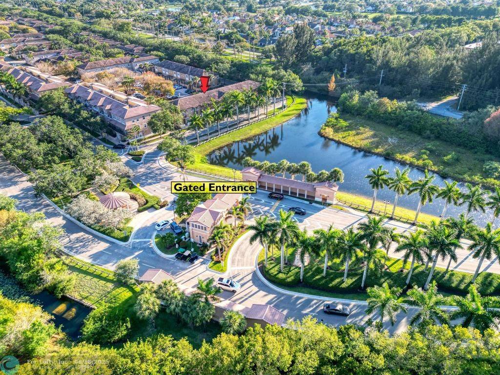 Pembroke Pines, FL 33027,14716 SW 4th St  #7-49