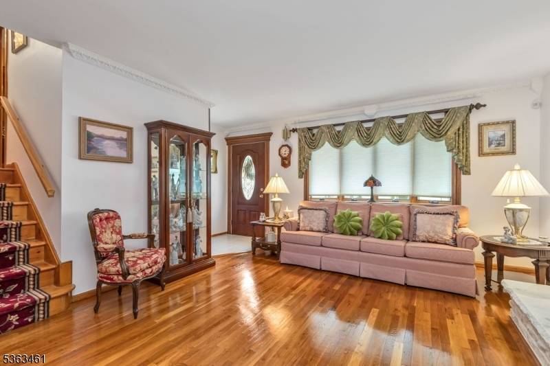 Linden City, NJ 07036,715 Riverbend Rd