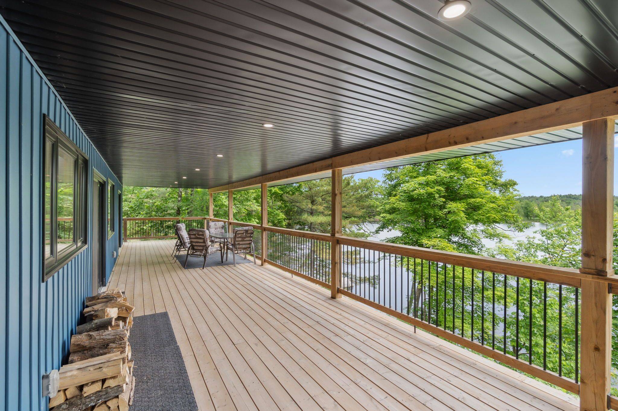 Frontenac, ON K0H 1B0,1028 Finch LN