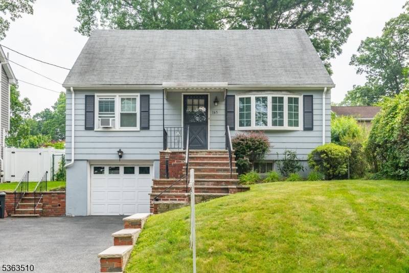 165 Myrtle Ave, Cedar Grove Twp., NJ 07009